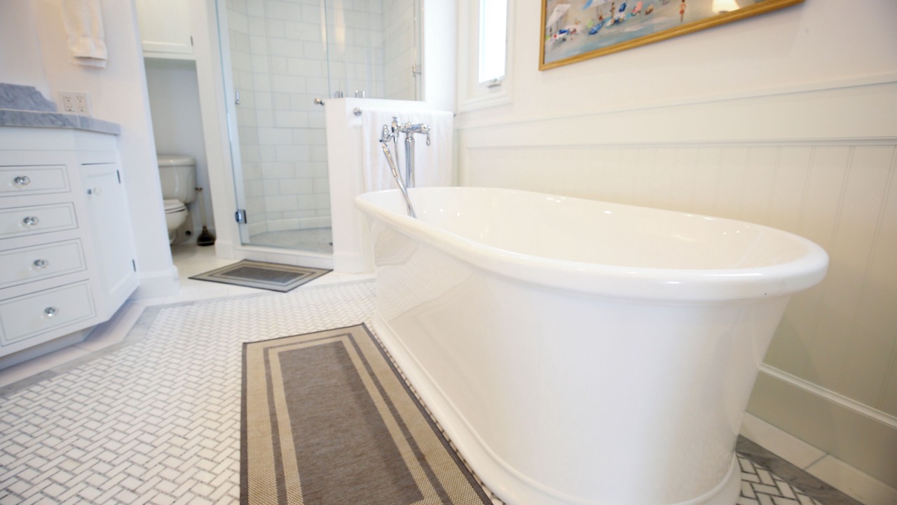 Photo of Bathroom in Faria Beach