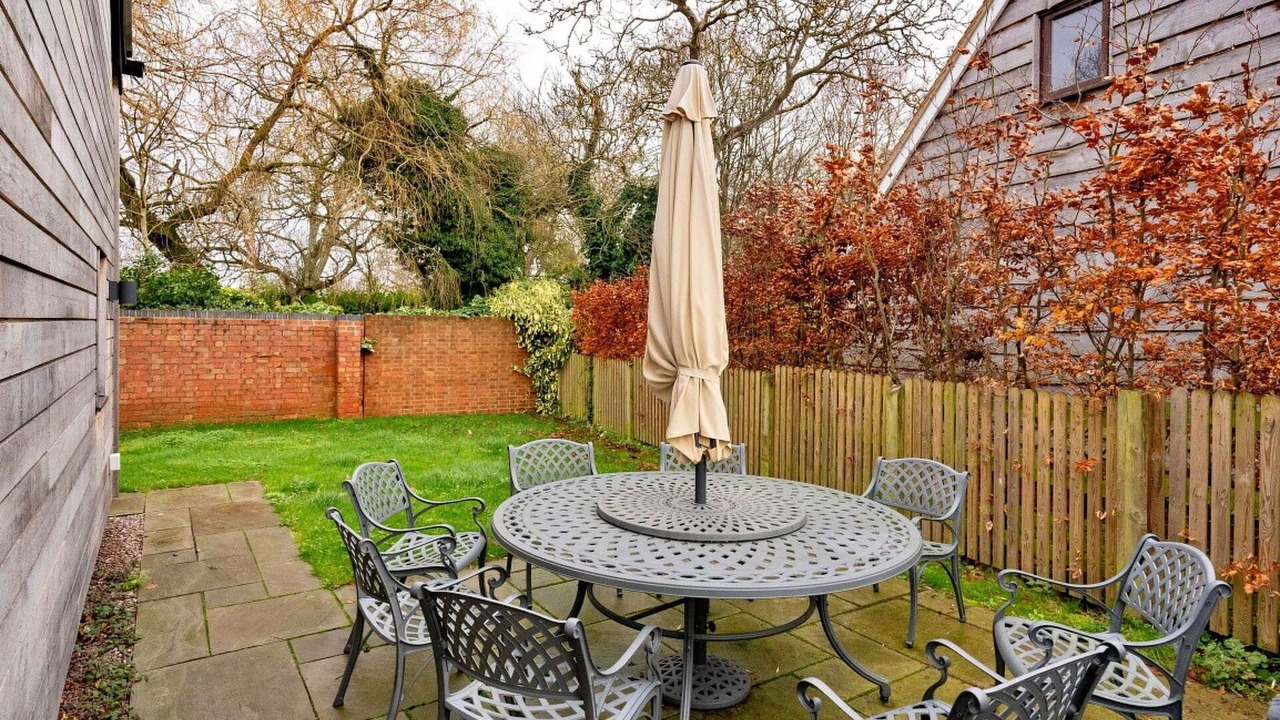 Photo of Patio Balcony in Dorsington