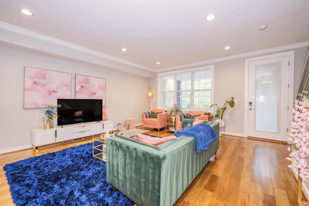 Photo of Livingroom in Brightwood Park