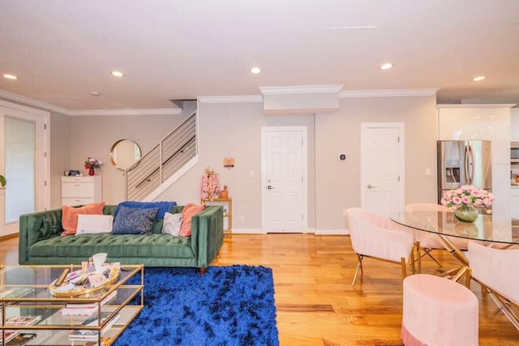 Photo of Livingroom in Brightwood Park