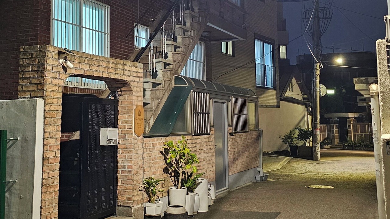 Photo of Outdoor in Cheongunhyoja-dong