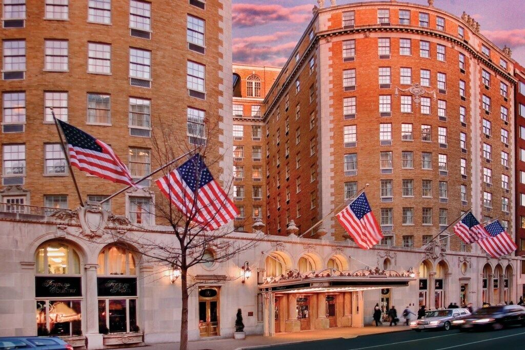 Photo of Outdoor in Connecticut Ave - K Street