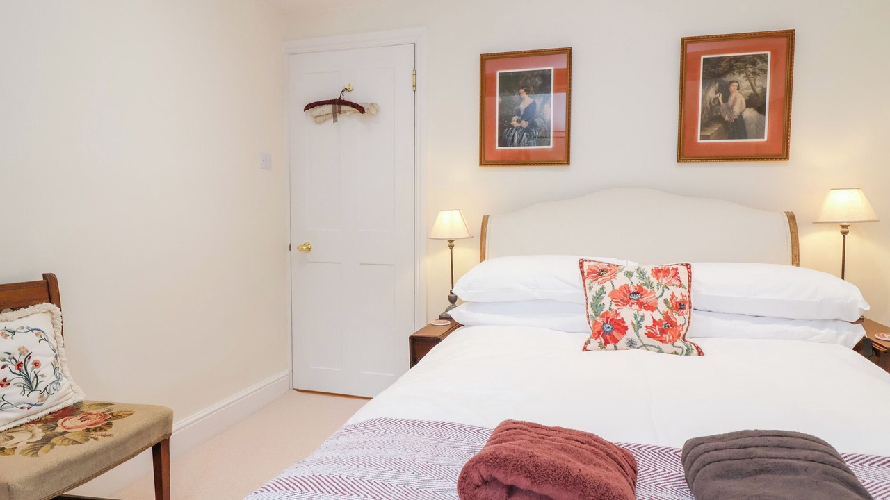 Photo of Bedroom in Hook Norton