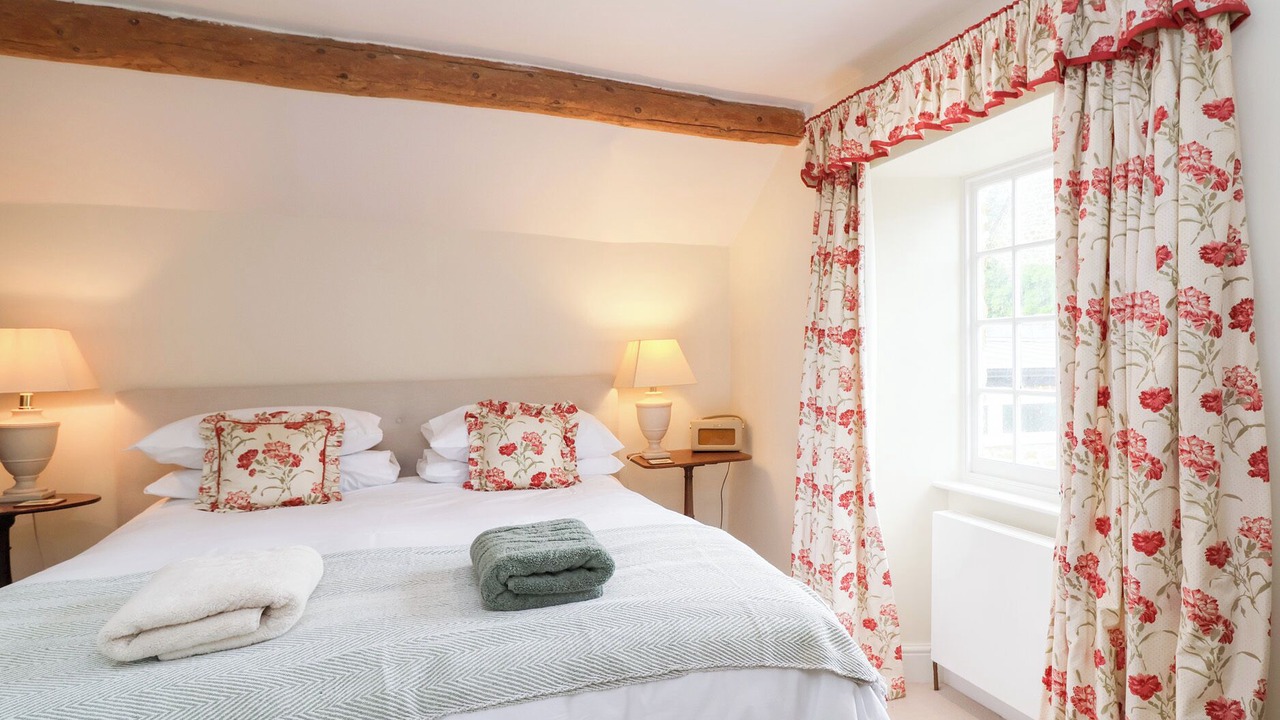 Photo of Bedroom in Hook Norton