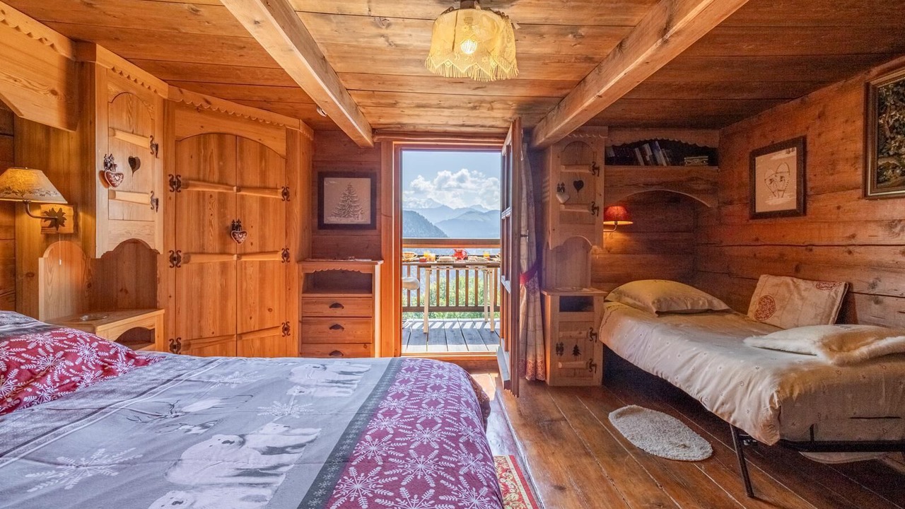 Photo of Bedroom in Saint-Nicolas-la-Chapelle