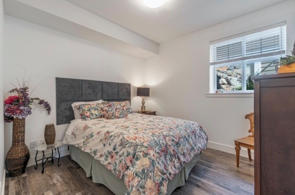 Photo of Bedroom in Osoyoos