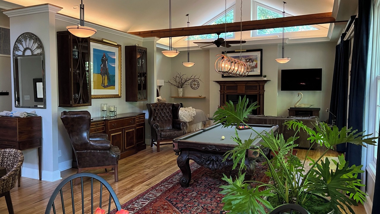 Photo of Bedroom in Old Irving Park