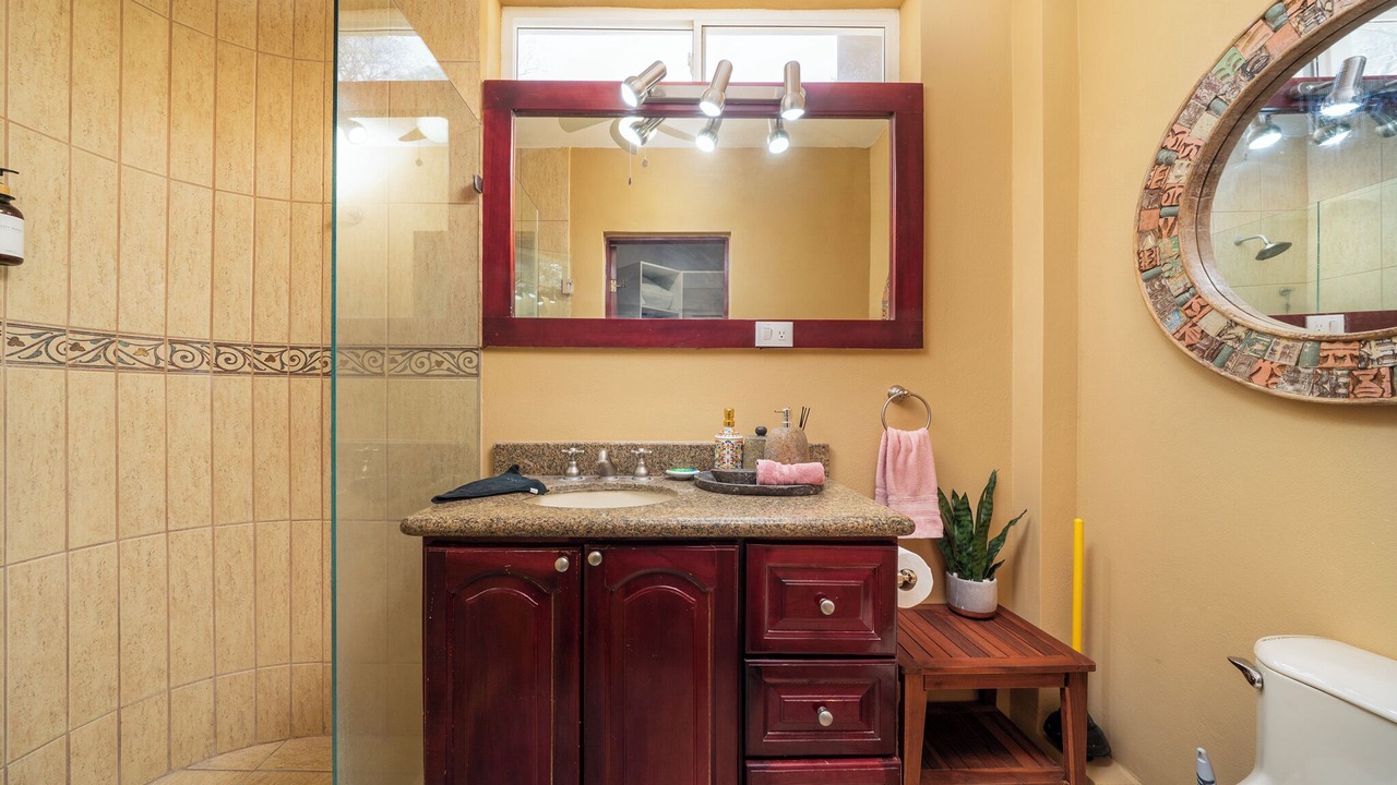 Photo of Bathroom in Potrero