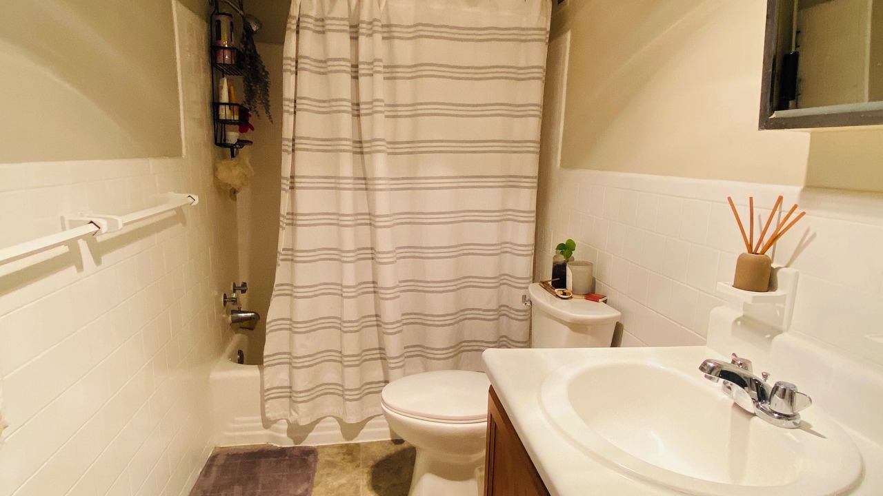 Photo of Bathroom in College Park