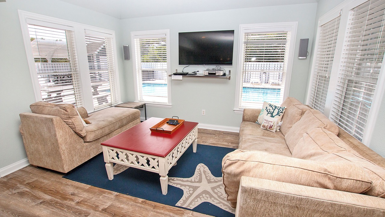 Photo of Livingroom in Pine Island