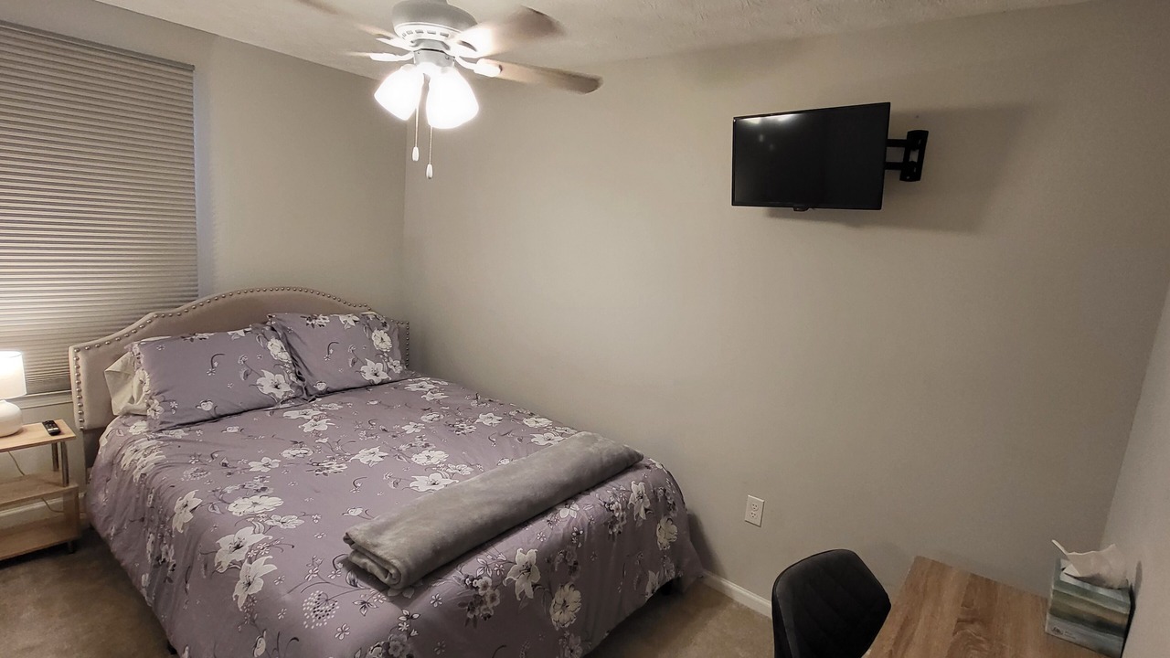Photo of Bedroom in Calverton
