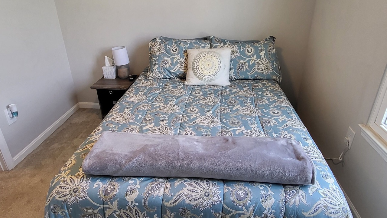 Photo of Bedroom in Calverton
