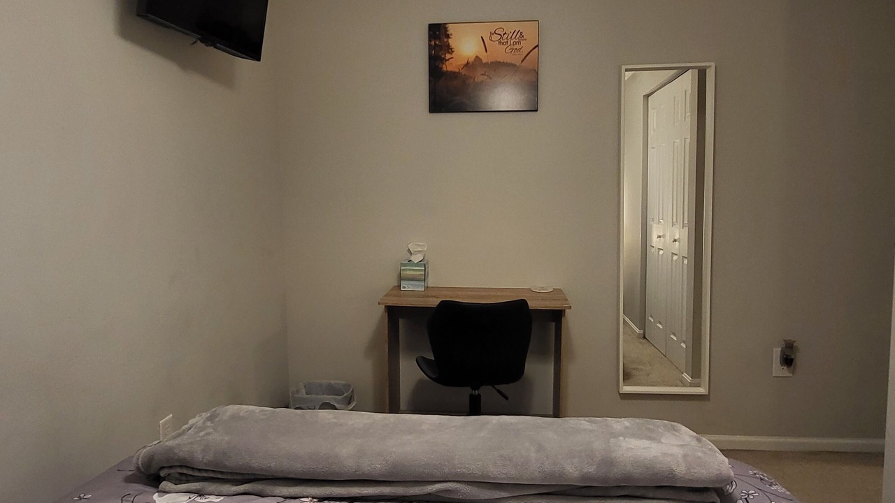 Photo of Bedroom in Calverton
