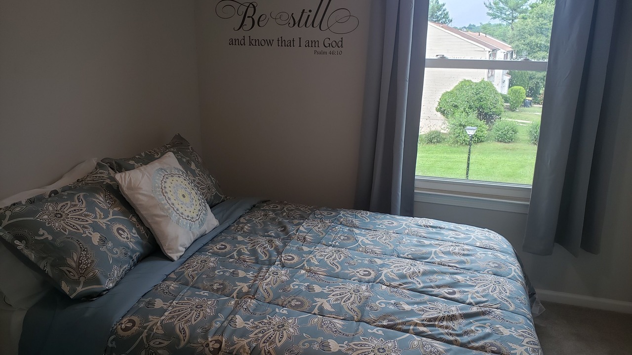 Photo of Bedroom in Calverton