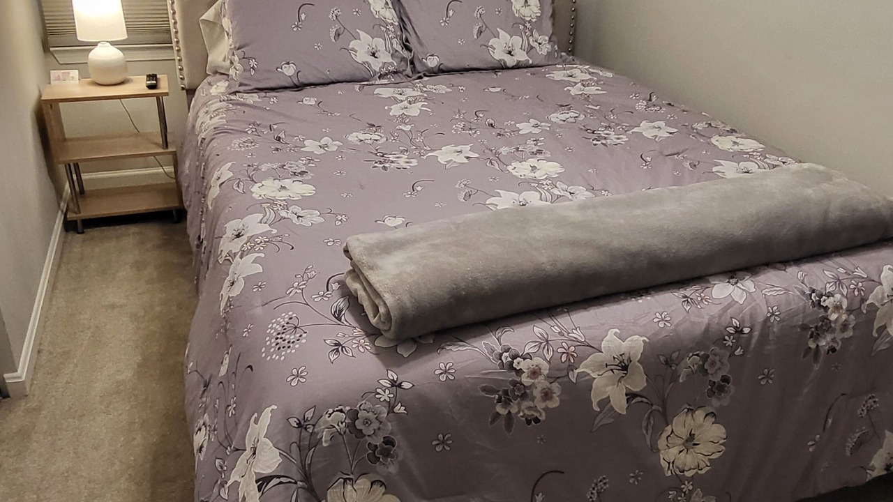 Photo of Bedroom in Calverton