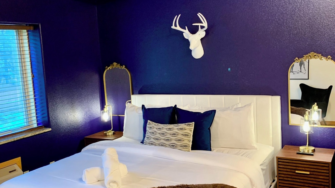 Photo of Bedroom in Mountain House