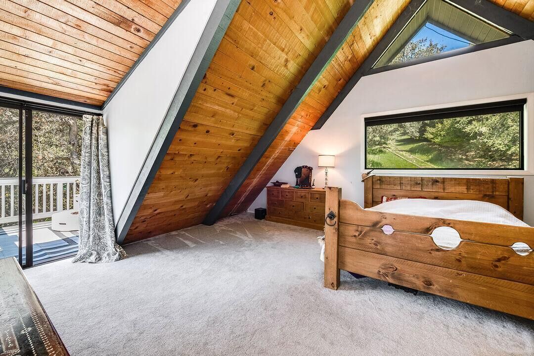 Photo of Bedroom in Topanga