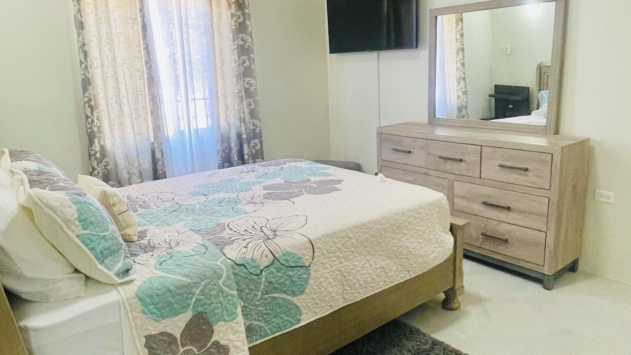 Photo of Bedroom in Discovery Bay