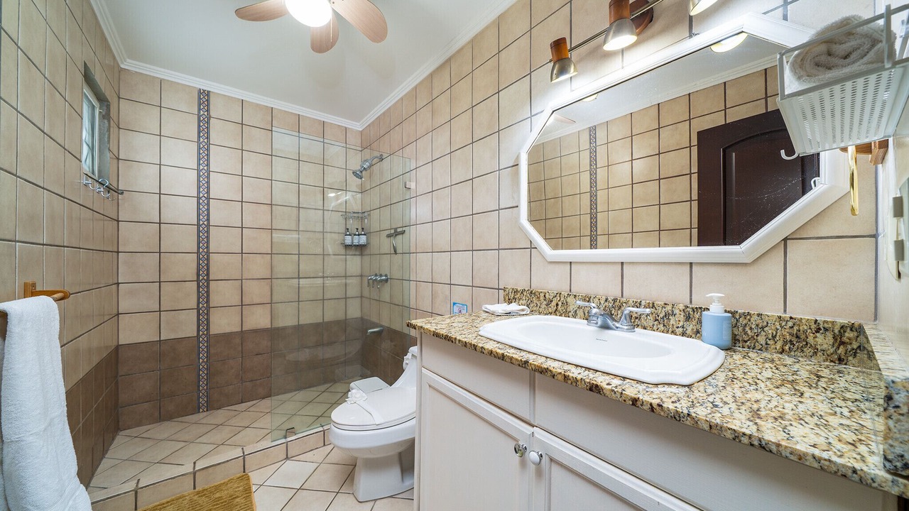 Photo of Bathroom in Potrero