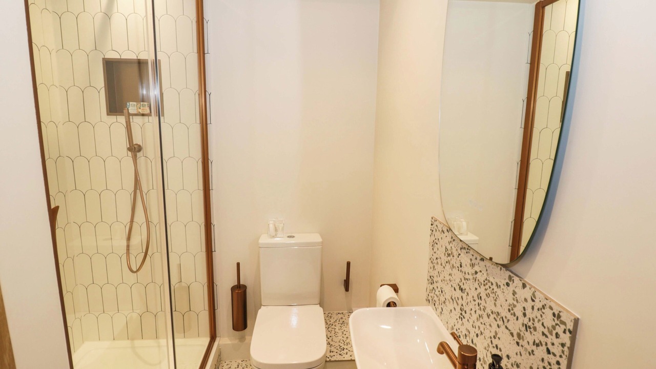 Photo of Bathroom in Broadway