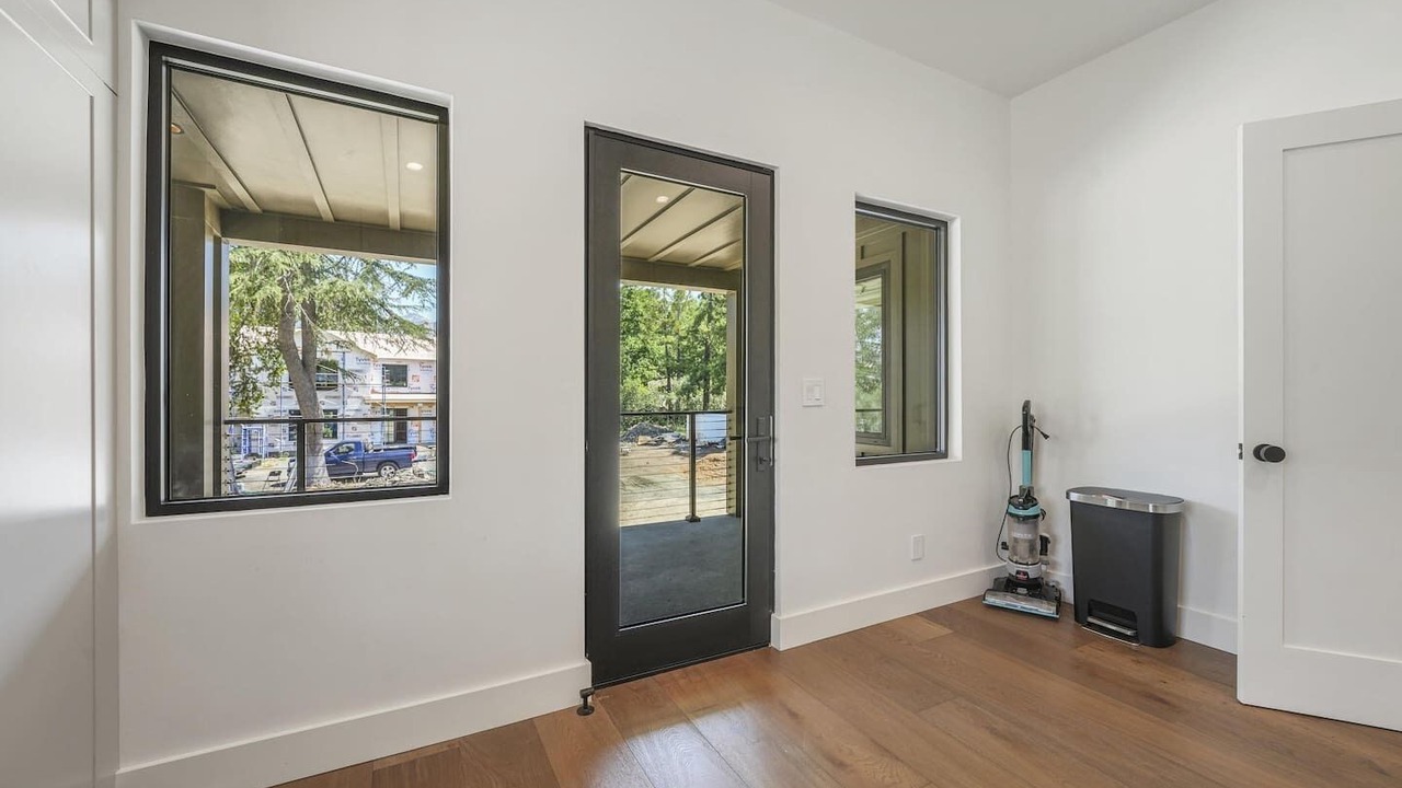 Photo of Bedroom in Calistoga