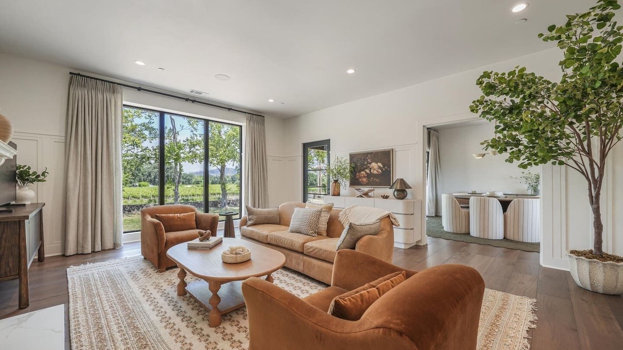 Photo of Livingroom in Calistoga
