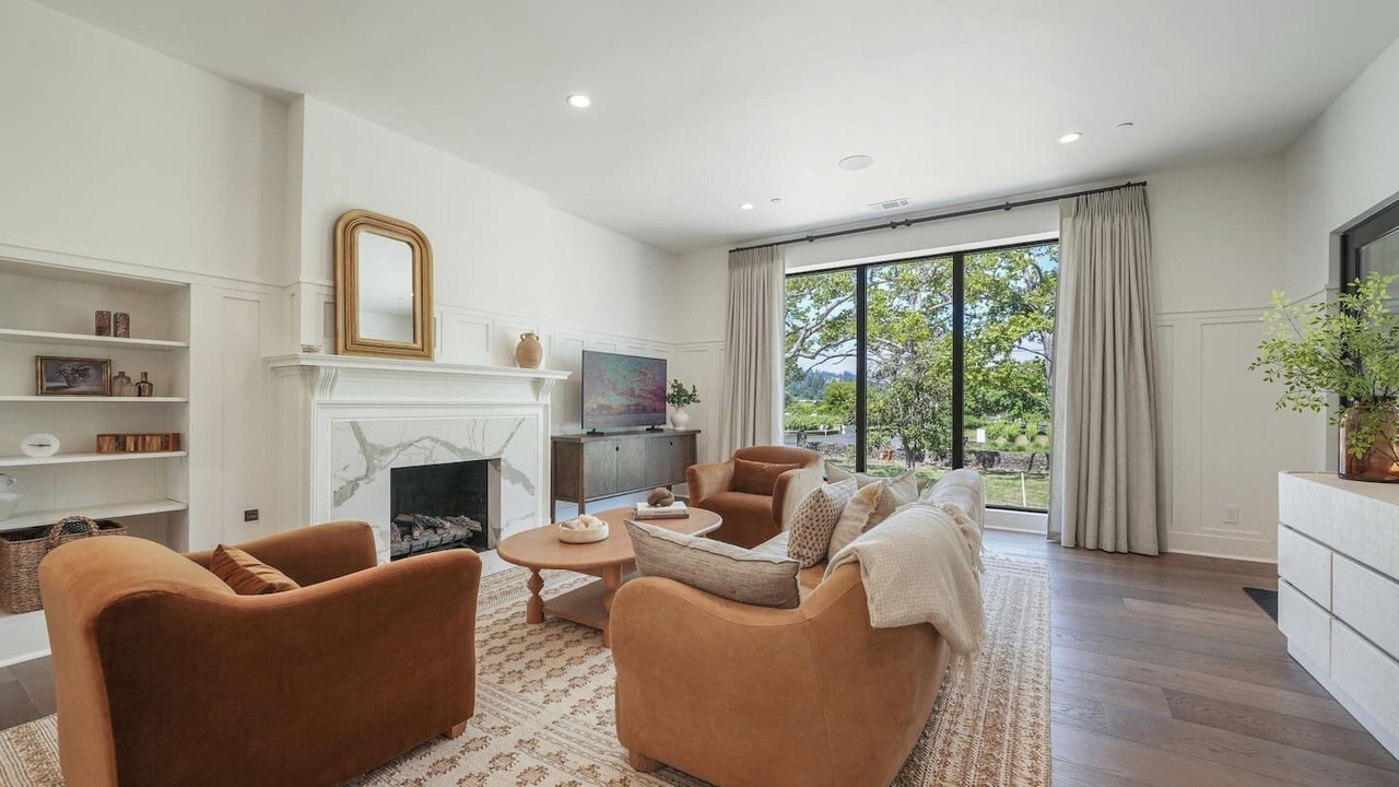 Photo of Livingroom in Calistoga