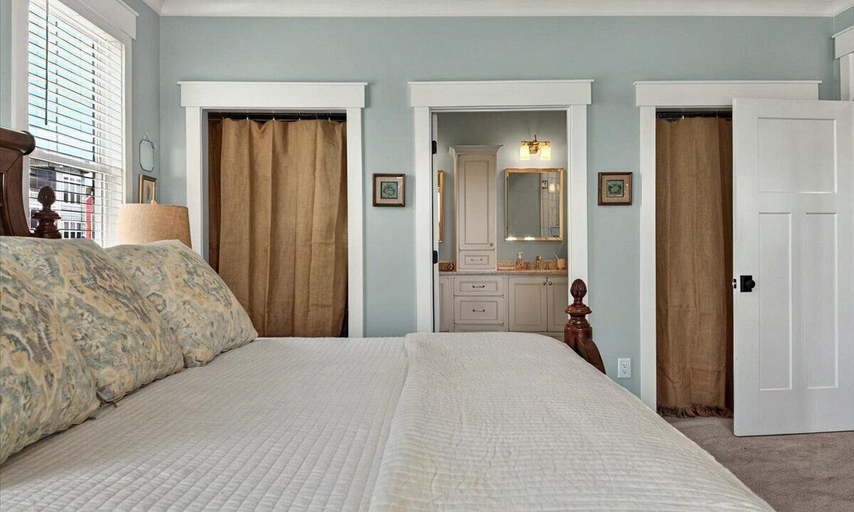 Photo of Bedroom in Holden Beach