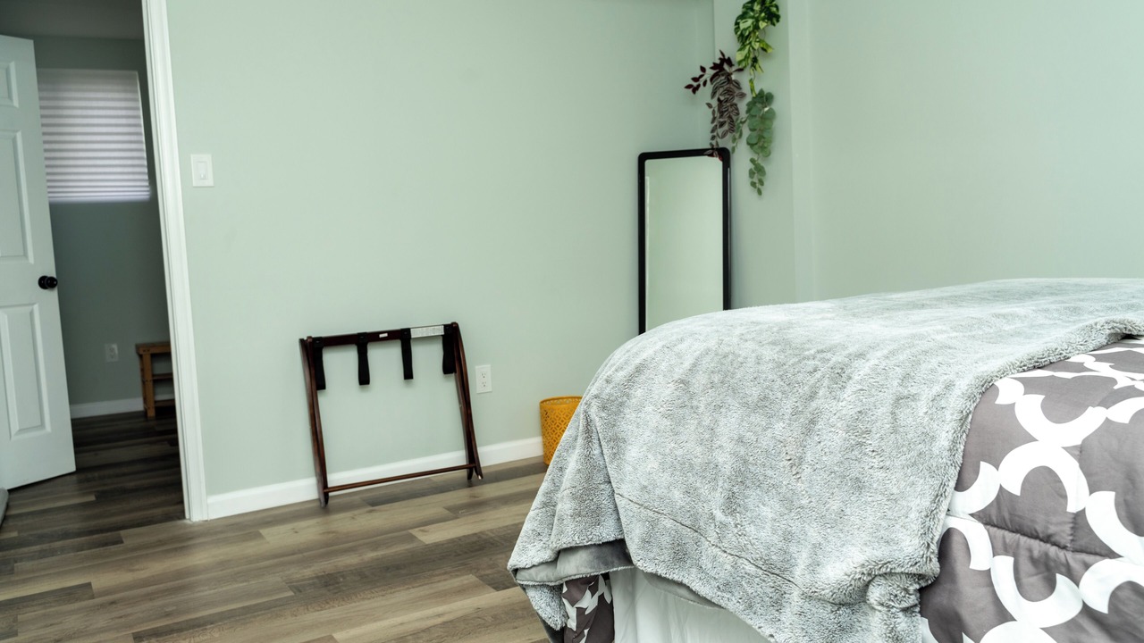 Photo of Bedroom in Coral Hills