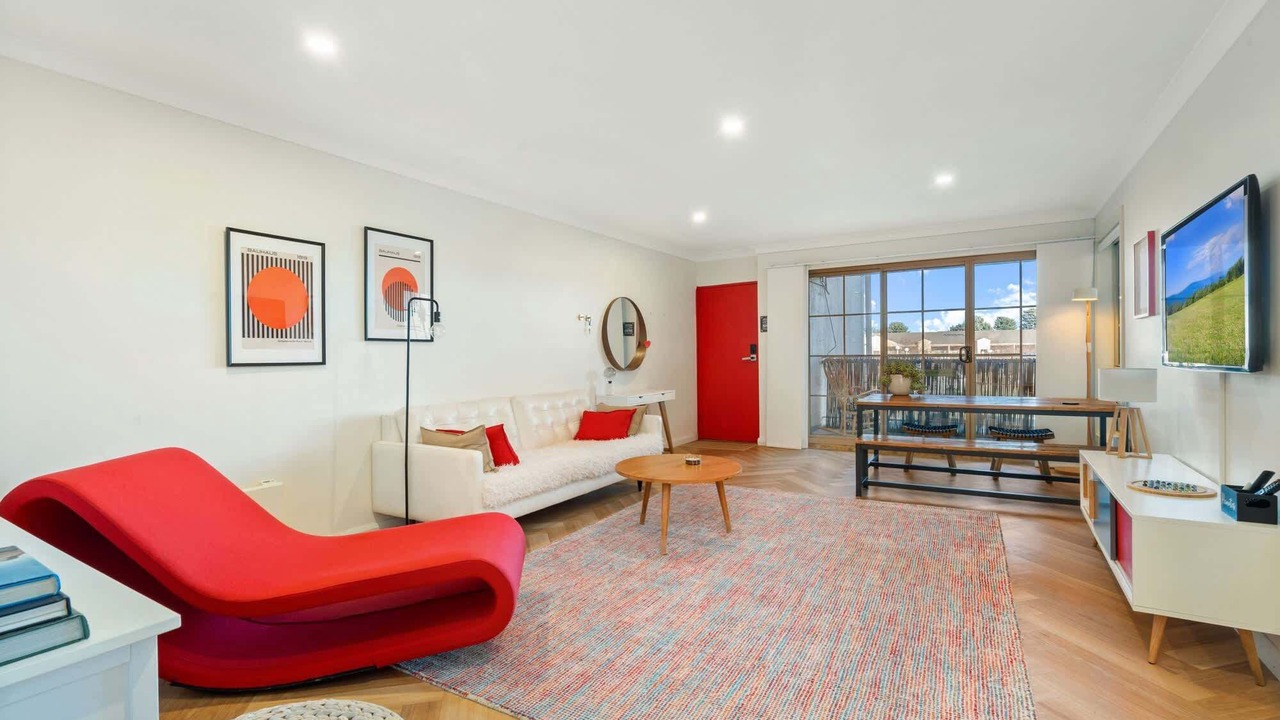 Photo of Livingroom in Watson