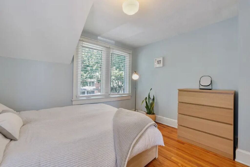 Photo of Bedroom in Fairlawn