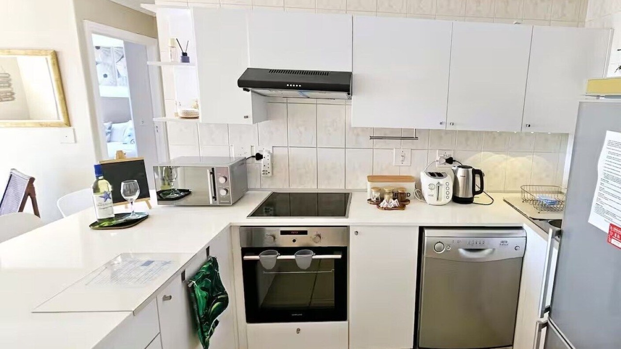 Photo of Kitchen in Lagoon Beach