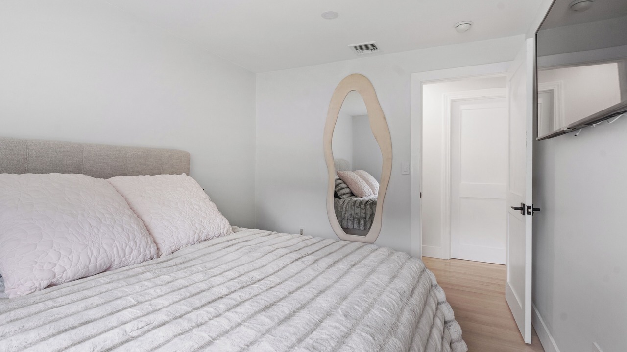 Photo of Bedroom in Bonnet Shores