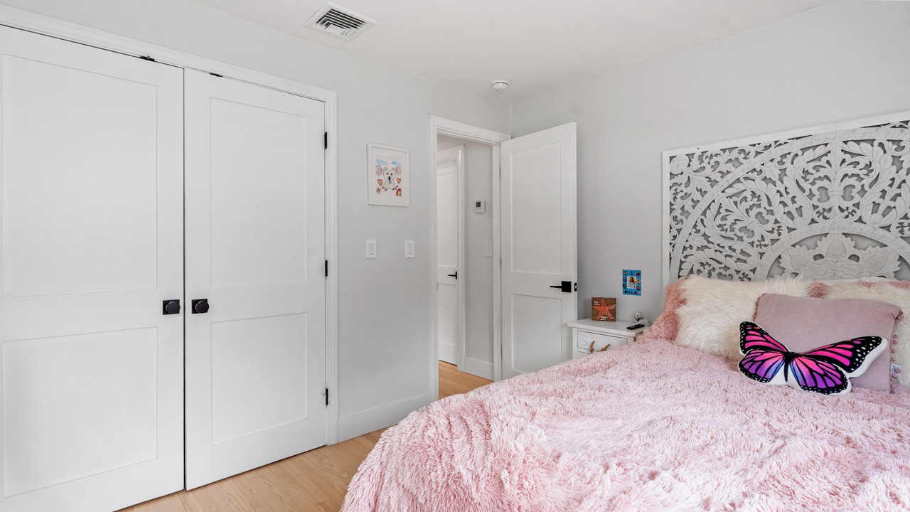 Photo of Bedroom in Bonnet Shores