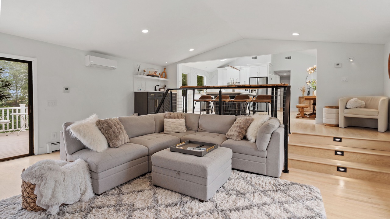 Photo of Livingroom in Bonnet Shores