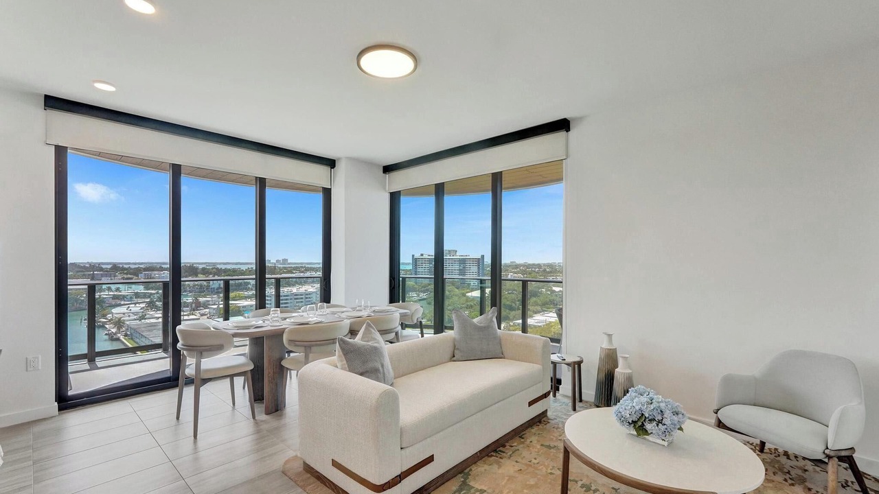 Photo of Livingroom in North Beach