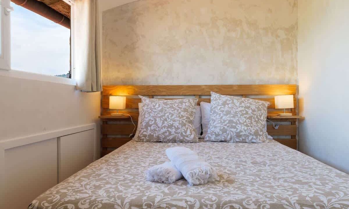 Photo of Bedroom in Old Town