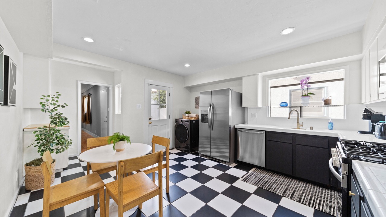 Photo of Kitchen in Belmont Shore