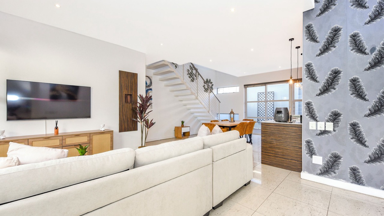 Photo of Livingroom in Greater Johannesburg Metropolitan Area