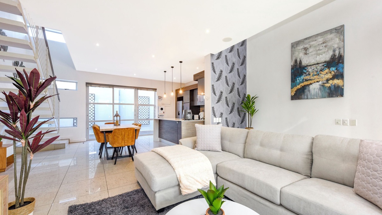 Photo of Livingroom in Greater Johannesburg Metropolitan Area