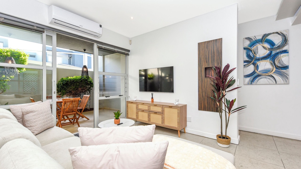 Photo of Livingroom in Greater Johannesburg Metropolitan Area