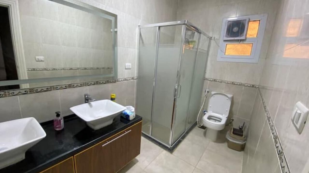 Photo of Bathroom in Dream Land