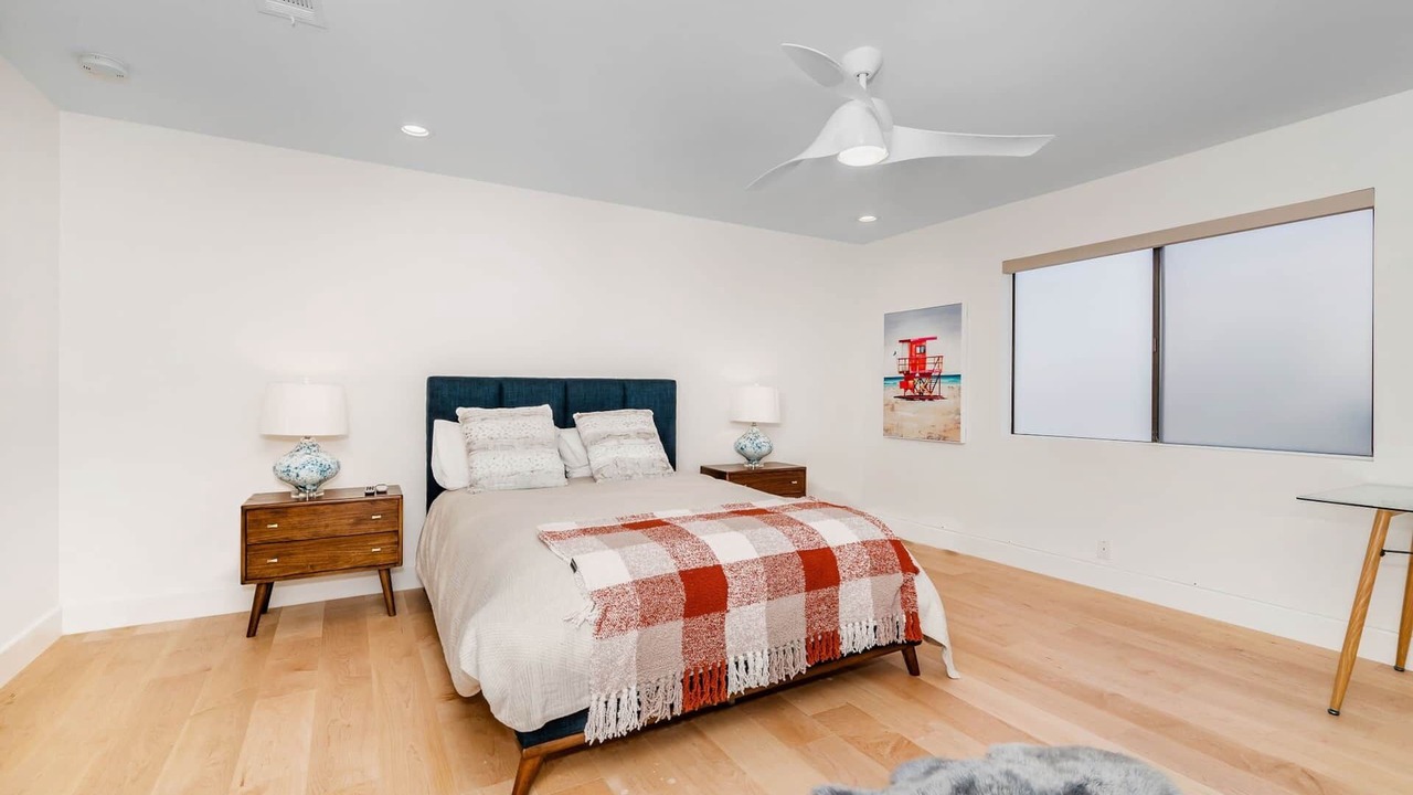 Photo of Bedroom in Seabridge Marina