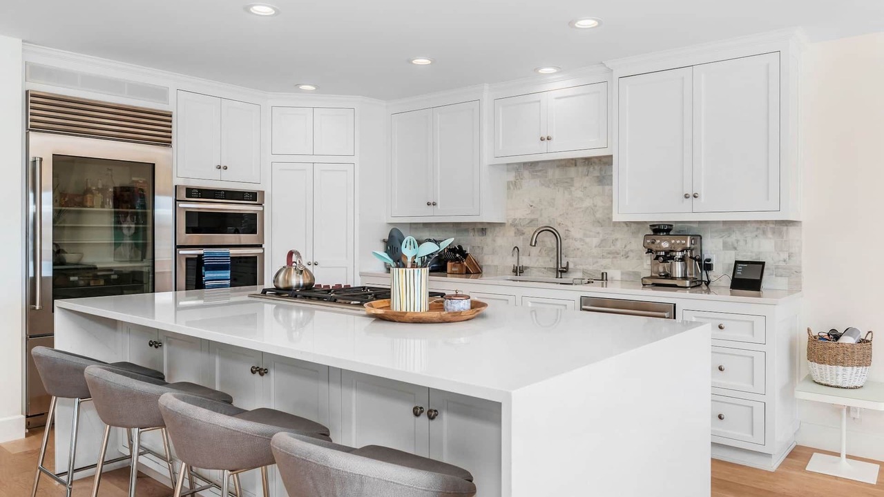 Photo of Kitchen in Seabridge Marina