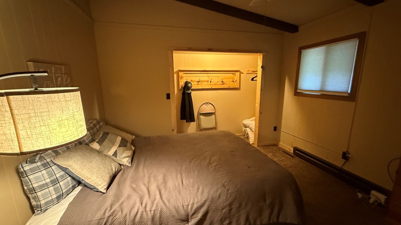 Photo of Bedroom in Eagle River