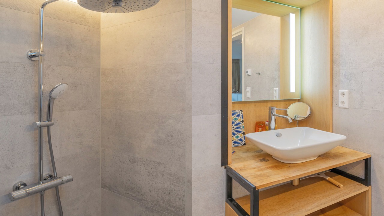 Photo of Bathroom in Haarlemmerbuurt