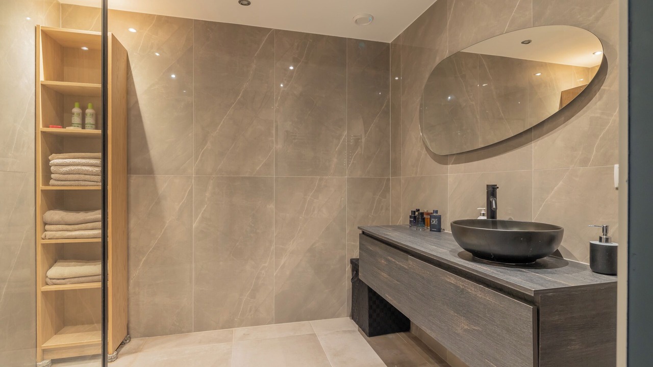 Photo of Bathroom in Haarlemmerbuurt