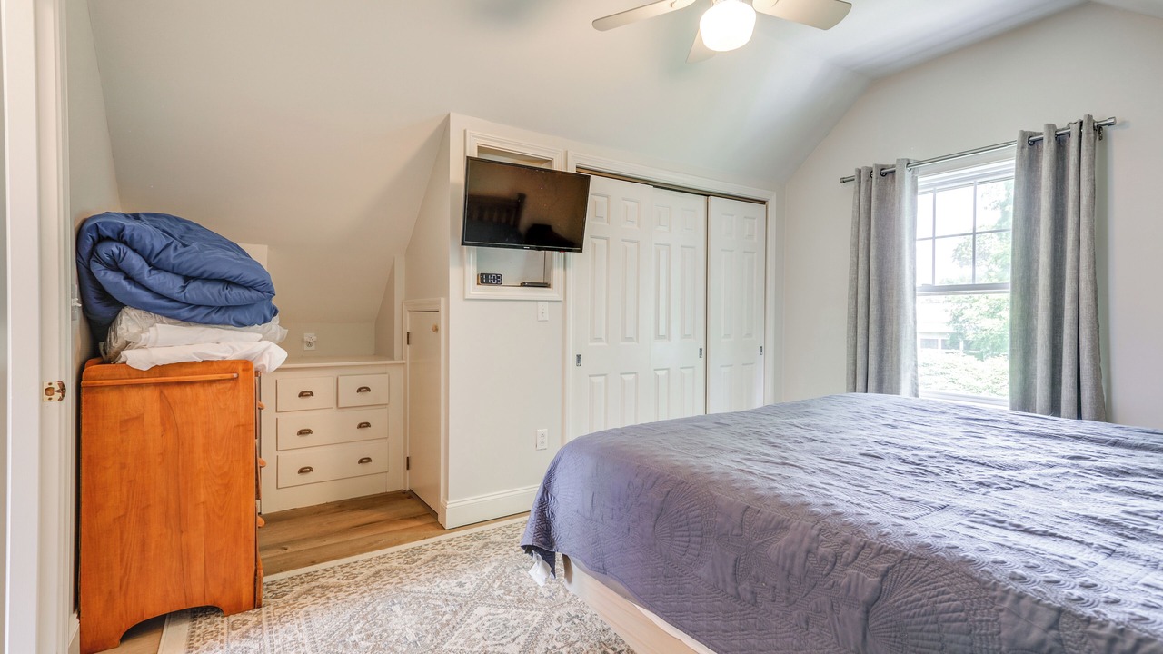 Photo of Bedroom in Bonnet Shores