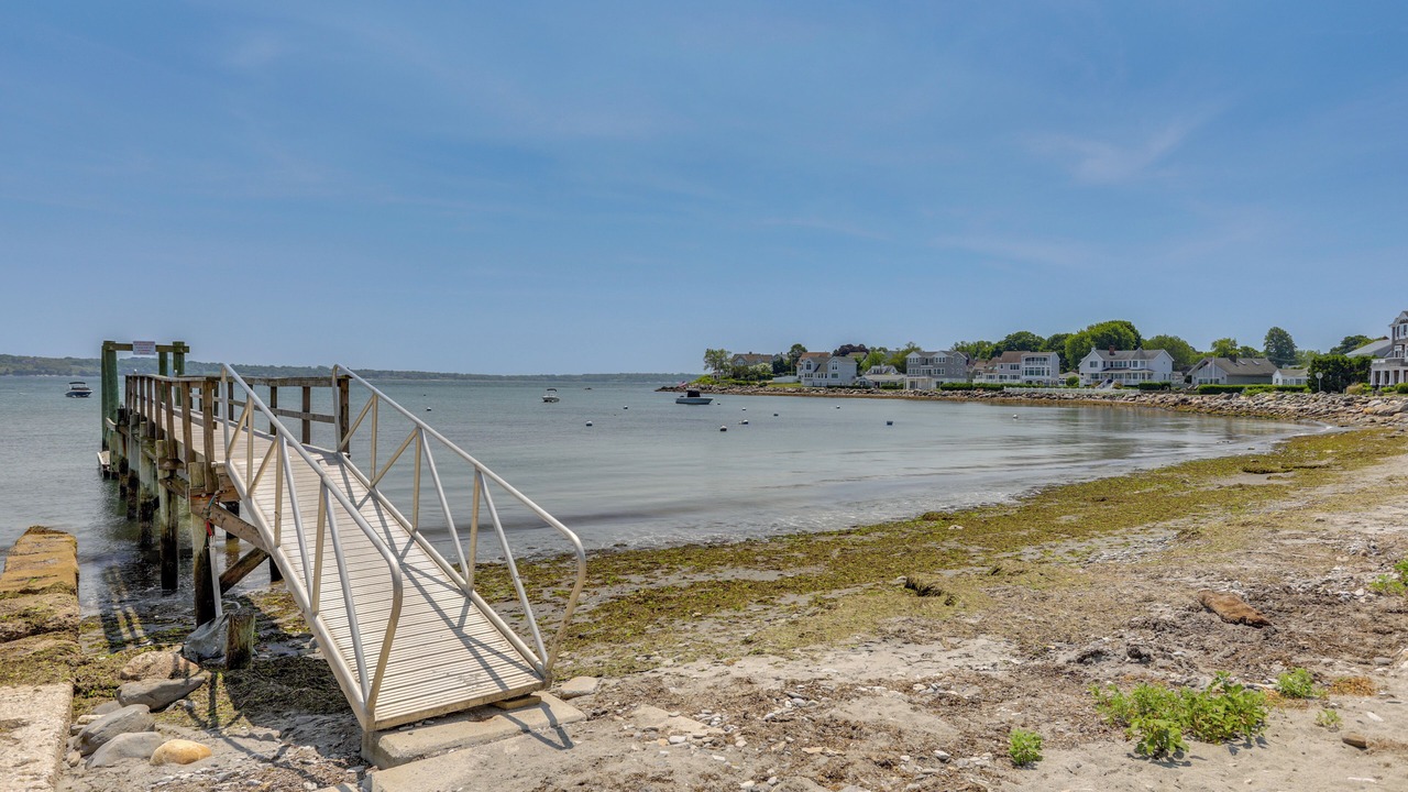 Photo of Others in Bonnet Shores