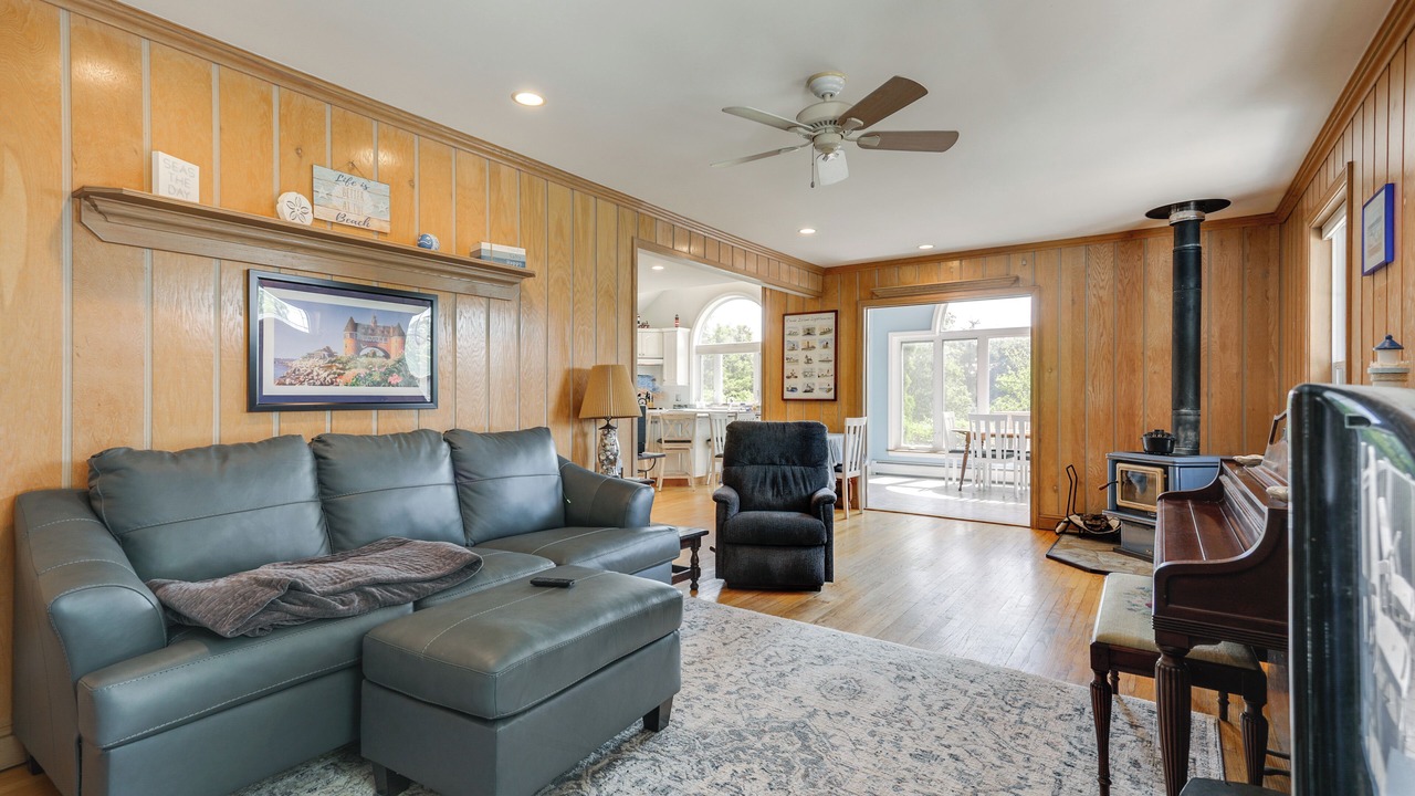 Photo of Bedroom in Bonnet Shores